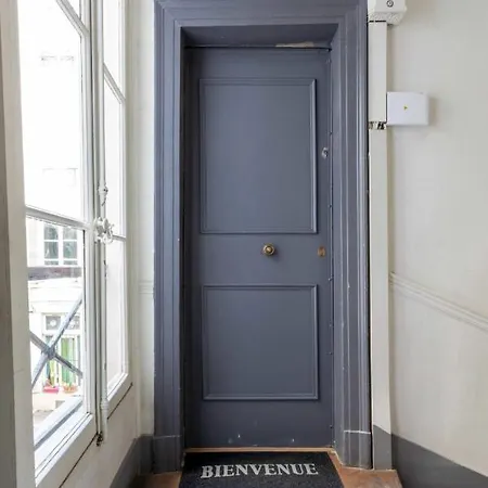 Daire Amazing Studio 2 P Grands Boulevards - 3 *